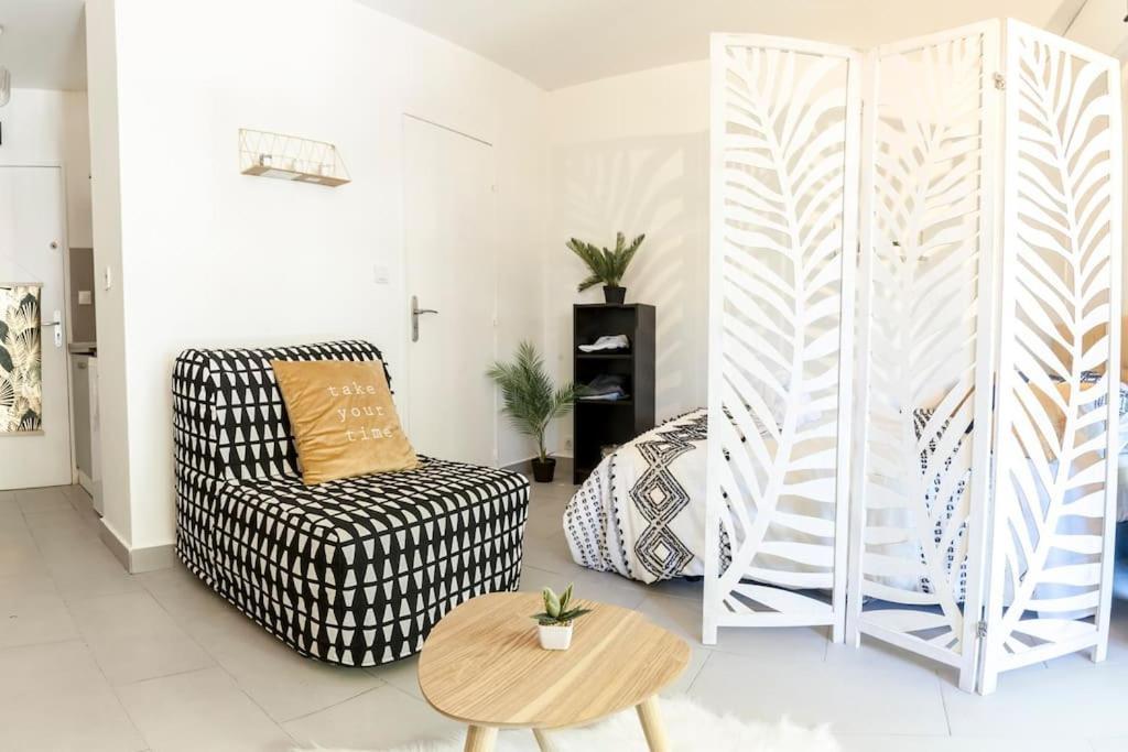 Residence Bord De Mer-Terasse-Plage Prado David Marsilia Exterior foto