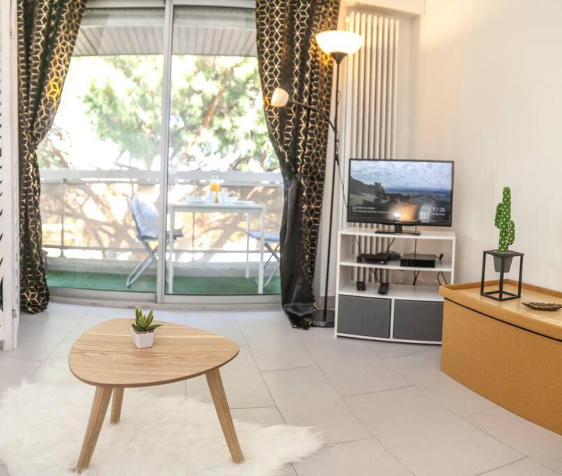Residence Bord De Mer-Terasse-Plage Prado David Marsilia Exterior foto